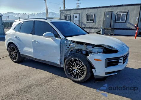 2025 Porsche Cayenne z USA, uszkodzony, nr VIN WP1AA2AY9SDA04141